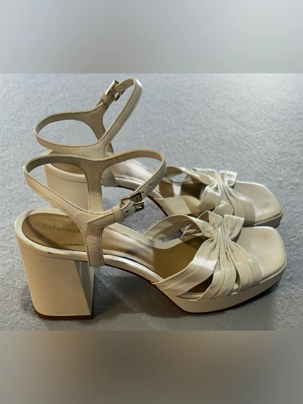 Reformation White Leather Bow Block Heel Platform Sandals Size 7